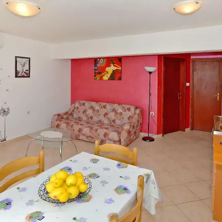 Haus Luana 448s דירה *